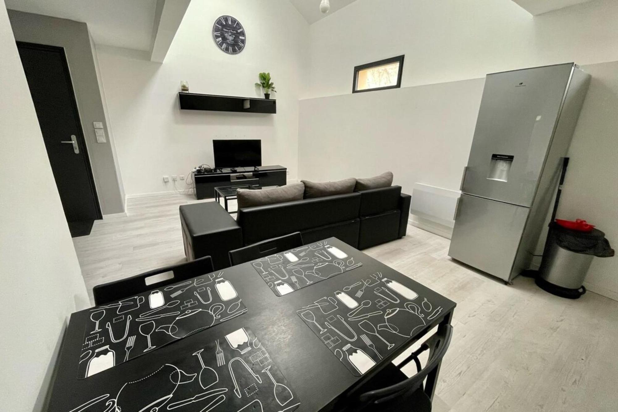 Duplex Montereau Centre - Chez Marc Apartamento Exterior foto
